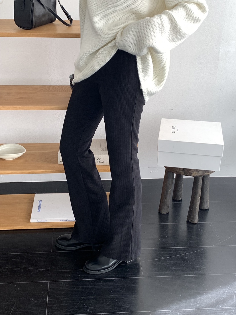 NOTICE韓國代購㊣女裝新品真品熱賣推薦人氣休閑褲燈芯絨喇叭NOTICE休閑褲