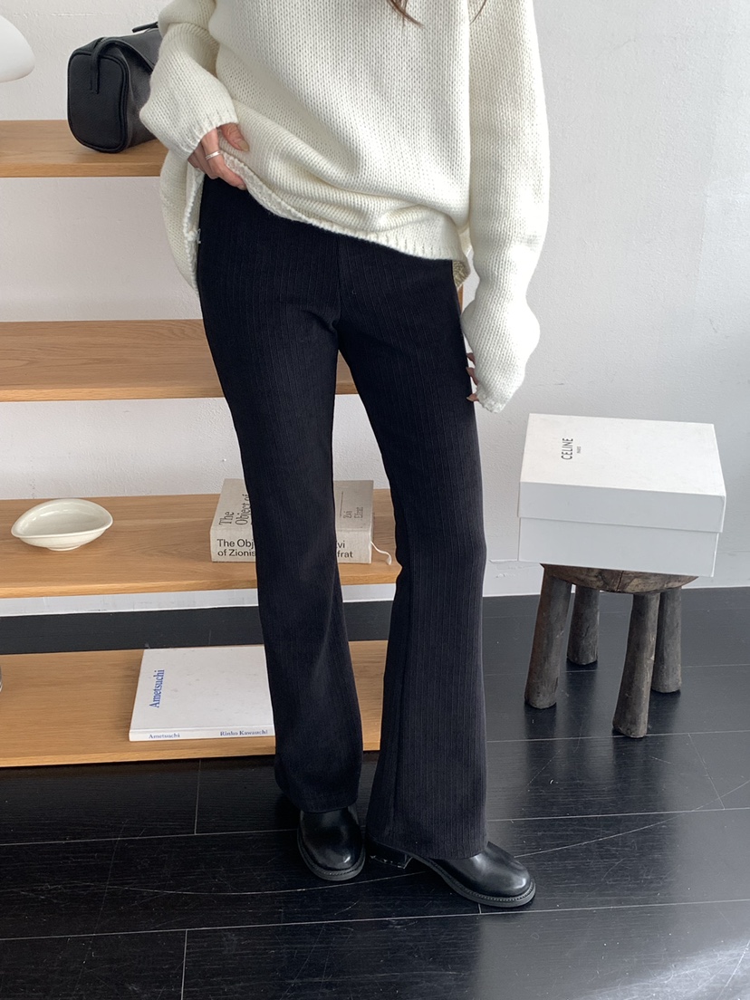 NOTICE韓國代購㊣女裝新品真品熱賣推薦人氣休閑褲燈芯絨喇叭NOTICE休閑褲