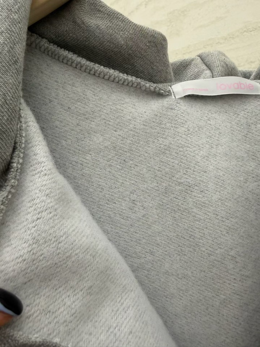 LOVABLE東大門㊣直郵女裝新款人氣推薦職業休閑熱賣衛衣拉鏈LOVABLE衛衣