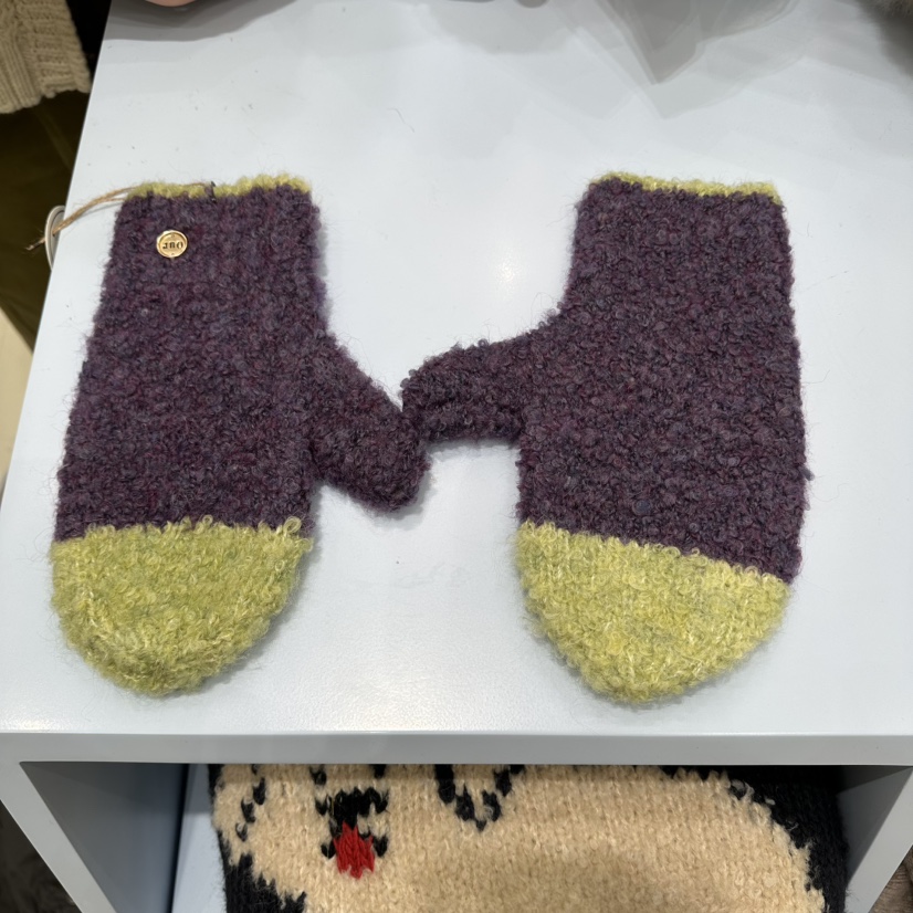 OURMOMENT東大門㊣代購女裝新品25秋冬職業熱賣時尚推薦手套OURMOMENT手套圖色3