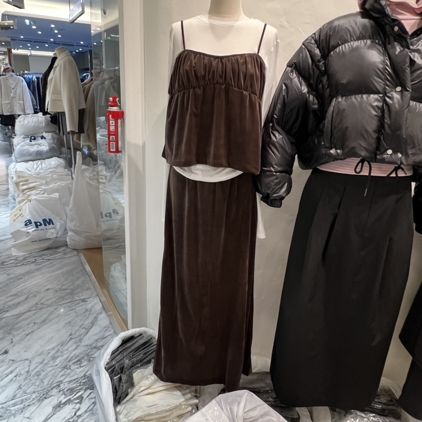 MUNSELL東大門㊣直郵女裝新款時尚休閑職業熱賣真品長裙天鵝絨MUNSELL長裙