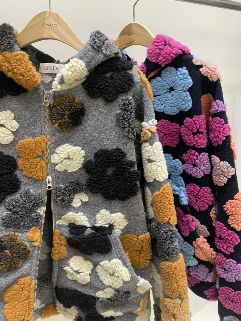 ONDO-P韓國代購㊣女士新品休閑職業時尚人氣25秋冬夾克花朵連帽ONDO-P夾克