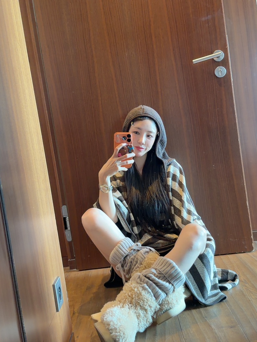 PALETTE-Q東大門㊣直郵女士新品人氣推薦針織衫單排扣連帽衫PALETTE針織衫