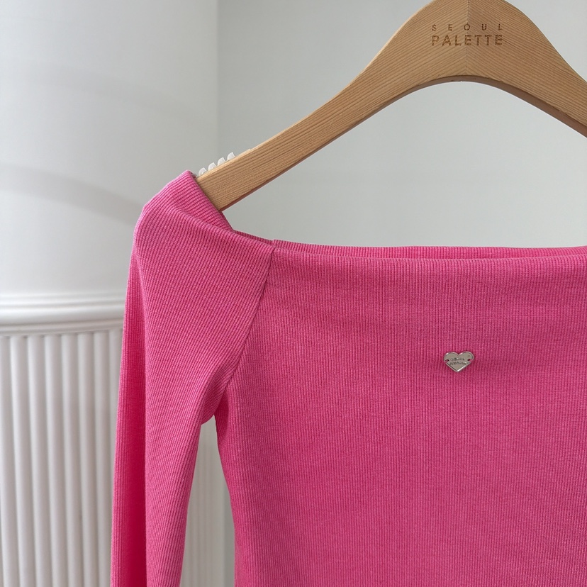 PALETTE-Q東大門㊣代購女裝新款人氣熱賣時尚推薦25秋冬長袖T恤PALETTE長袖T恤