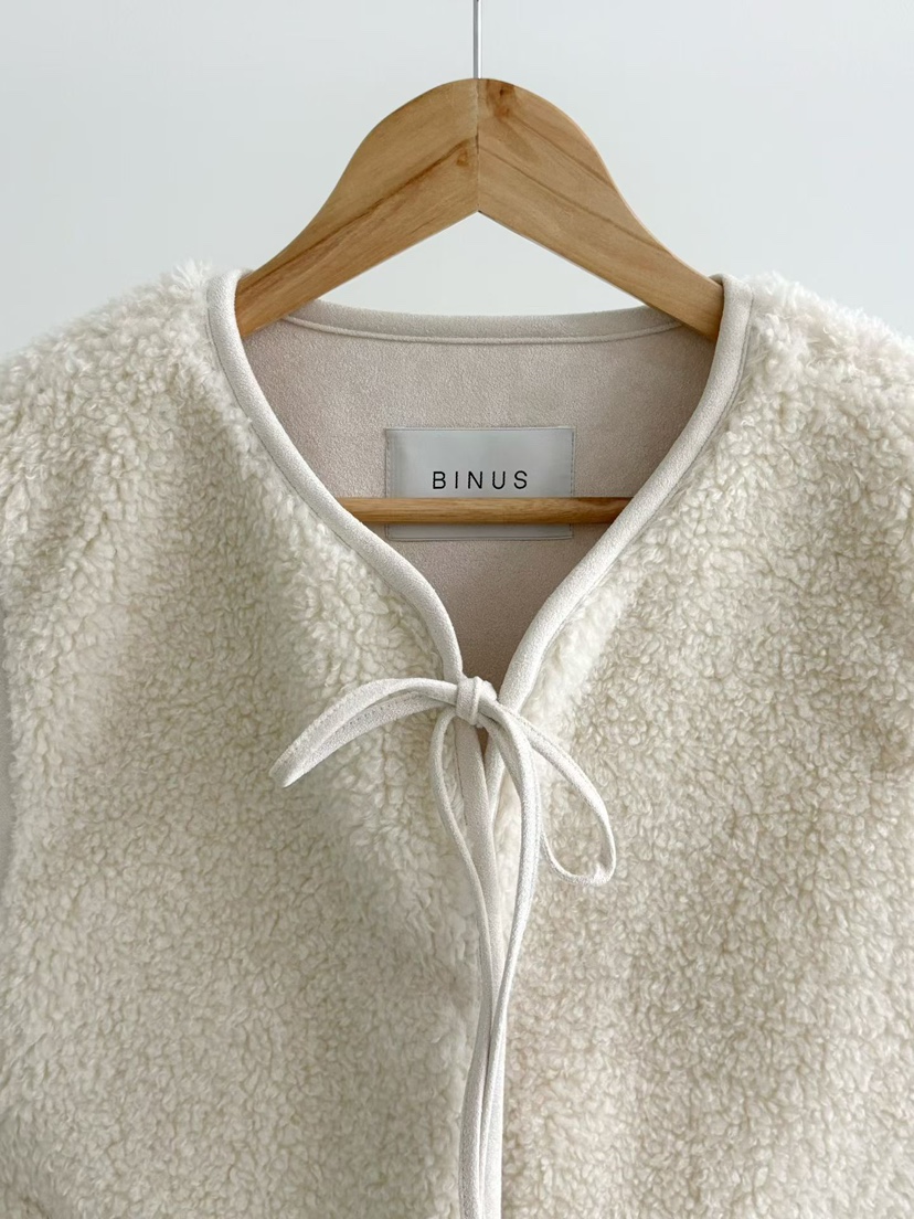 BINUS東大門㊣直郵女士新品休閑時尚推薦熱賣馬甲不含內搭羊毛BINUS馬甲