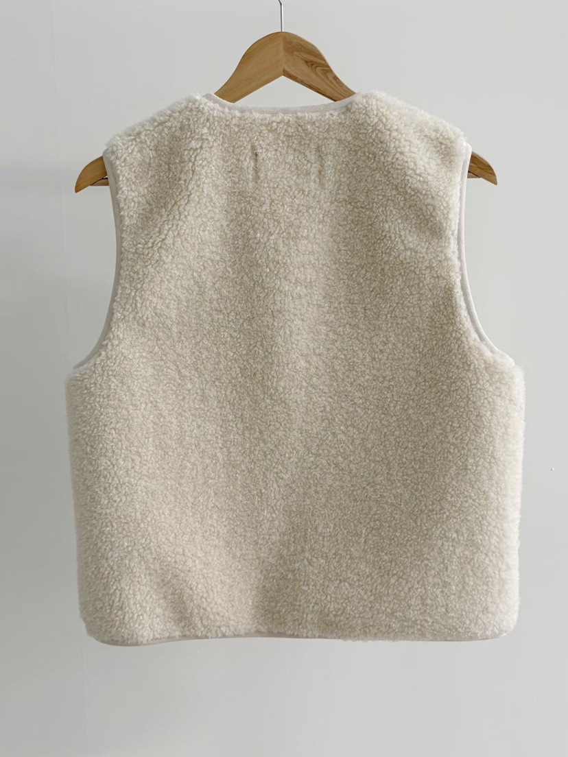 BINUS東大門㊣直郵女士新品休閑時尚推薦熱賣馬甲不含內搭羊毛BINUS馬甲