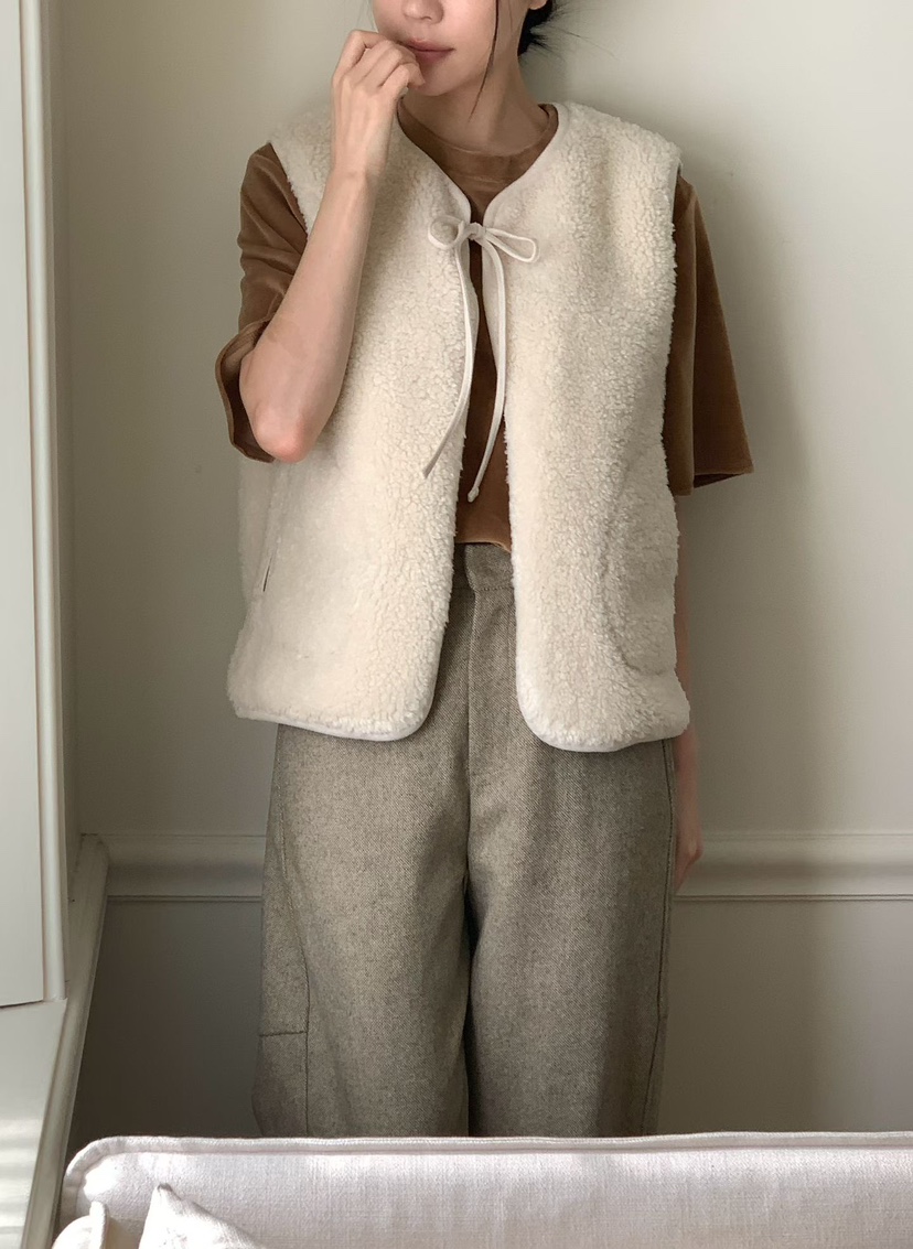 BINUS東大門㊣直郵女士新品休閑時尚推薦熱賣馬甲不含內搭羊毛BINUS馬甲