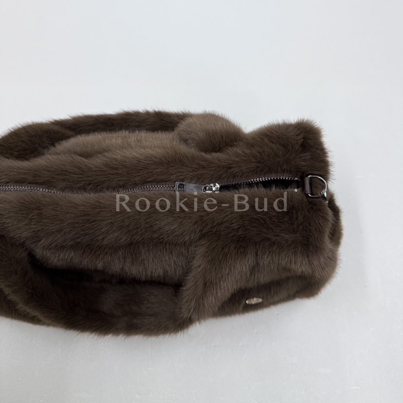 ROOKIE BUD東大門㊣實拍女裝新品推薦真品人氣職業單肩斜跨包ROOKIE BUD-L單肩/斜跨包