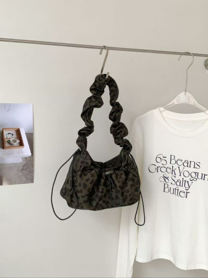 TROUVAILLE韓國直郵㊣女士新款25秋冬推薦時尚手拿包腋下包TROUVAILLE手拿包/腋下包