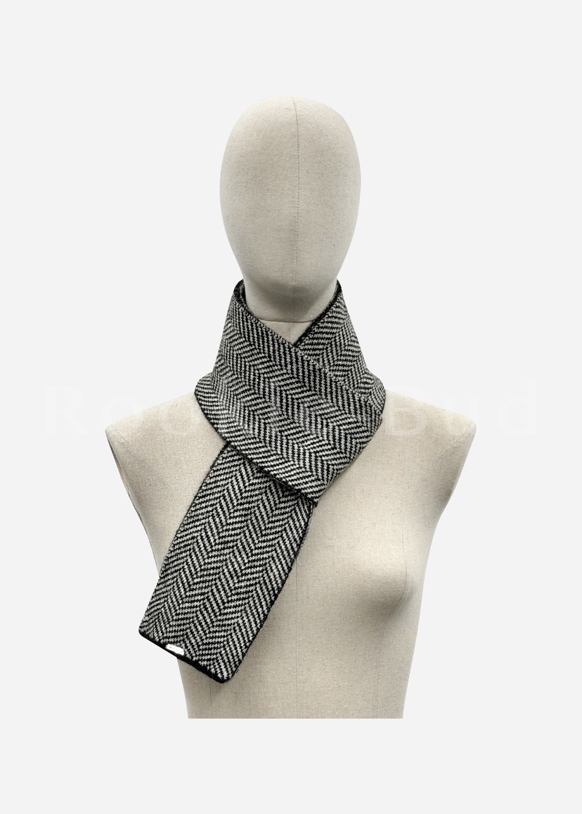 ROOKIE BUD東大門㊣實拍女士新品熱賣真品人氣圍巾披肩人字紋ROOKIE BUD-L圍巾/披肩