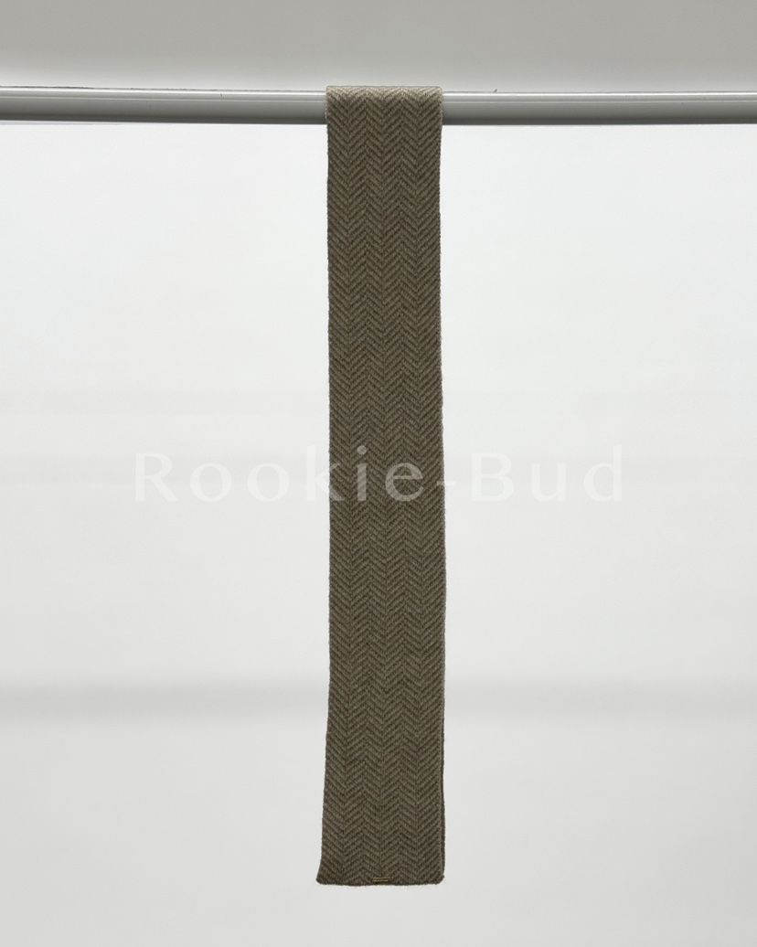 ROOKIE BUD東大門㊣實拍女士新品熱賣真品人氣圍巾披肩人字紋ROOKIE BUD-L圍巾/披肩圖色2