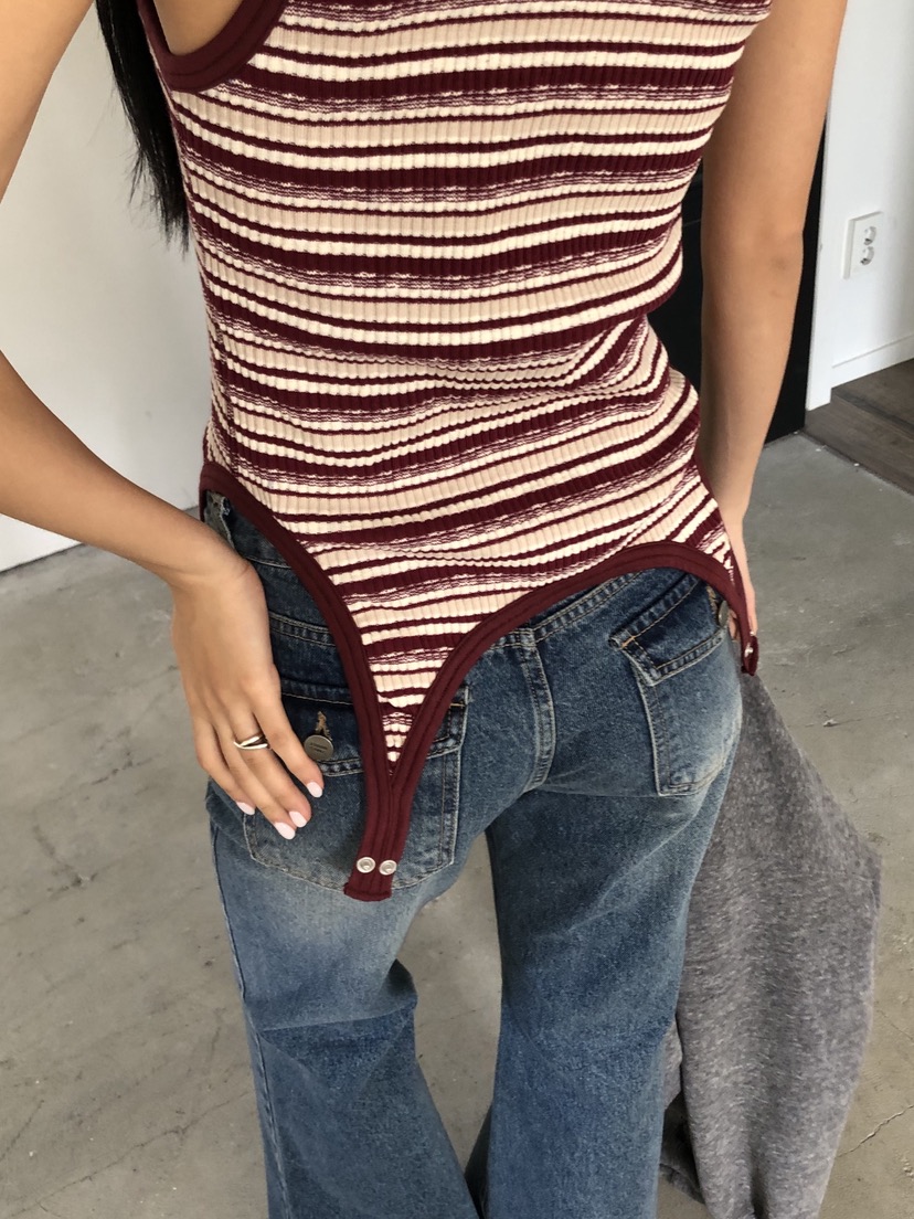 SUNDER MARKET韓國代購㊣女士新品真品時尚熱賣25秋冬吊帶背心SUNDER MARKET吊帶/背心