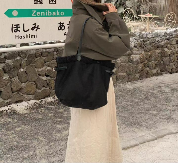 TROUVAILLE韓國代購㊣女士新品時尚休閑熱賣人氣手拿包腋下包TROUVAILLE手拿包/腋下包