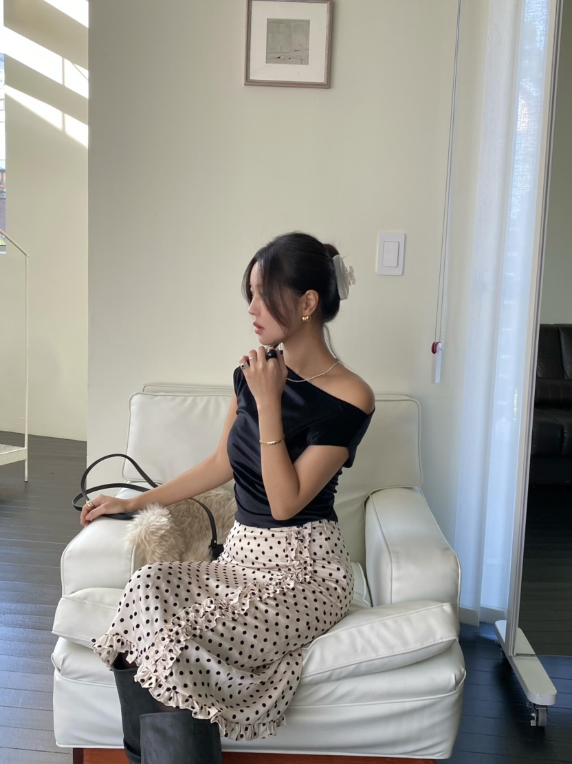 OUPPT東大門㊣實拍女士新品推薦職業熱賣休閑25秋冬T恤天鵝絨OUPPTT恤