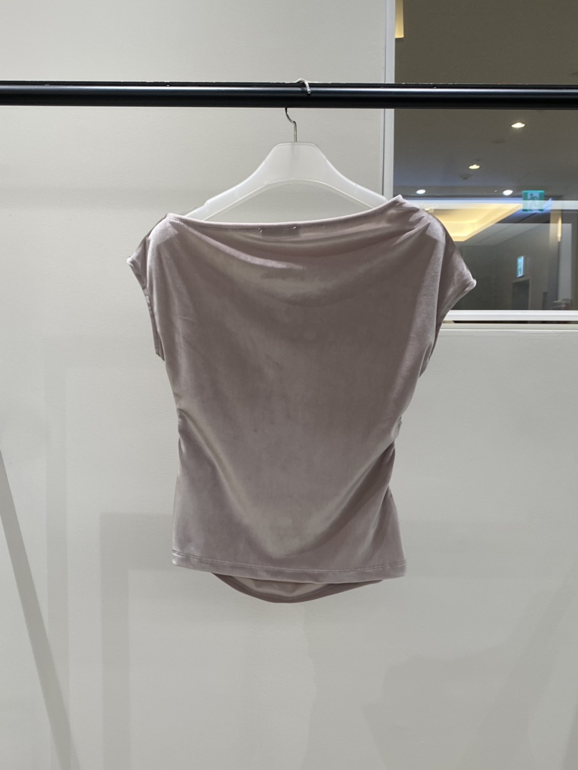 OUPPT東大門㊣實拍女士新品推薦職業熱賣休閑25秋冬T恤天鵝絨OUPPTT恤