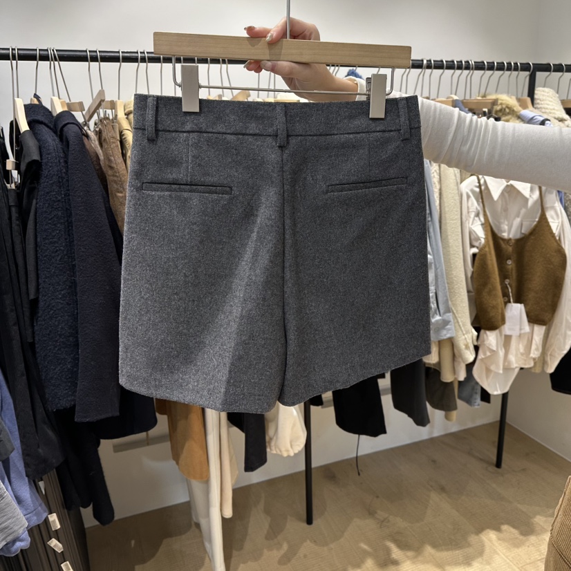 OVERTAKE韓國代購㊣女裝新品時尚人氣推薦休閑職業真品短褲OVERTAKE短褲