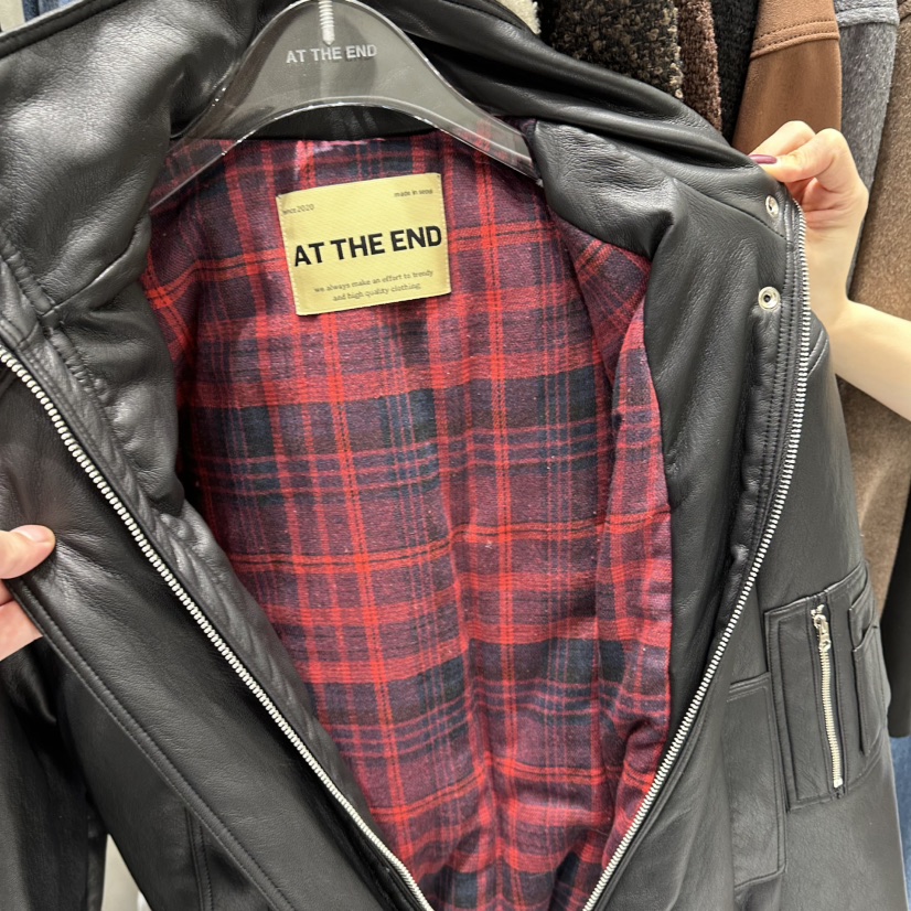 AT THE END東大門㊣直郵女裝新品熱賣時尚推薦人氣25秋冬夾克AT THE END夾克