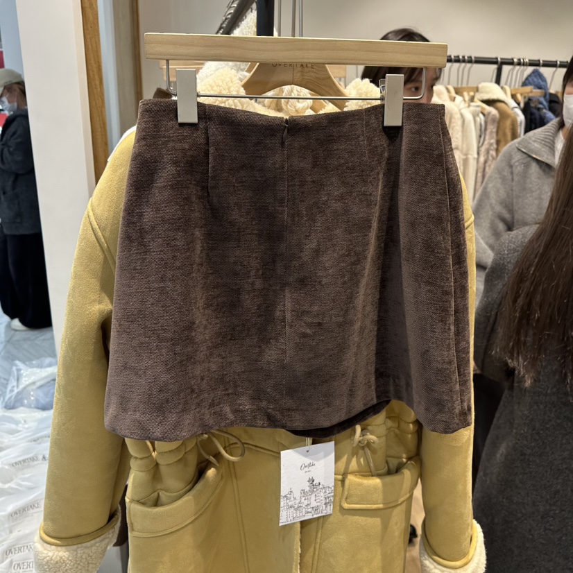 OVERTAKE東大門㊣代購女裝新品熱賣推薦人氣25秋冬短裙天鵝絨OVERTAKE短裙