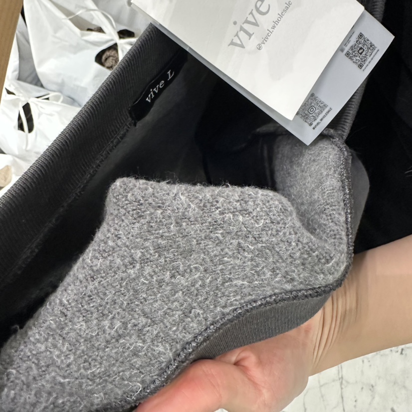 VIVEL東大門㊣直郵女裝新品人氣真品休閑時尚熱賣推薦衛衣加絨VIVEL衛衣