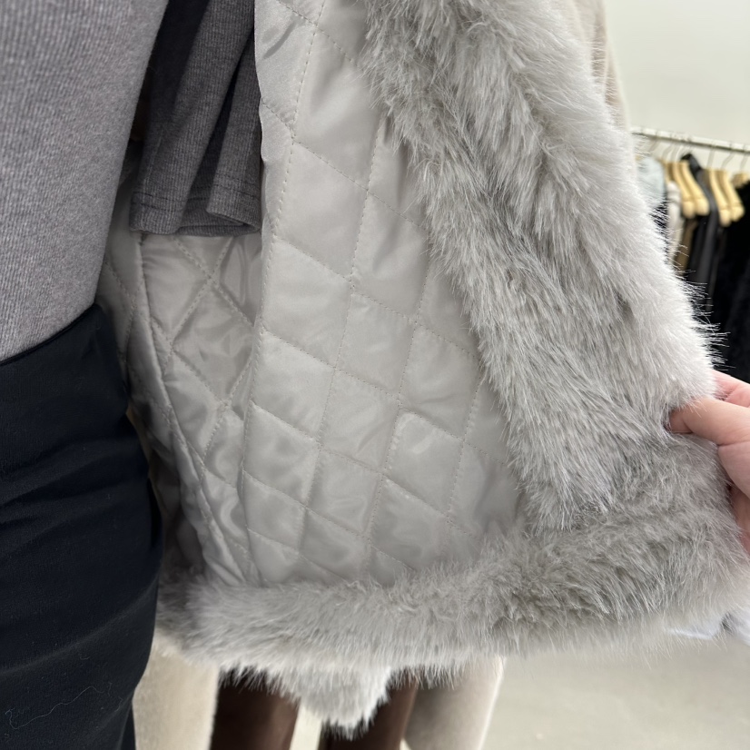 VIVEL東大門㊣代購女士新款熱賣休閑職業真品人氣25秋冬短款大衣VIVEL短款大衣