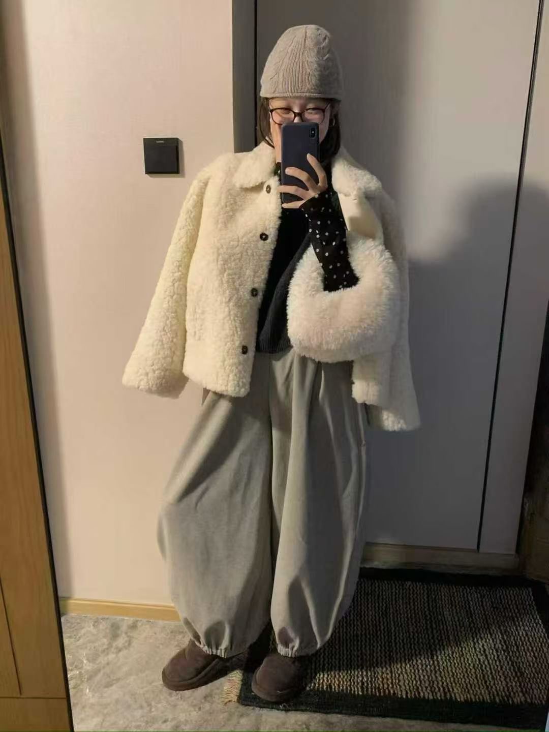 CAROL韓國代購㊣女裝新款休閑真品推薦熱賣25秋冬時尚短款大衣CAROL短款大衣