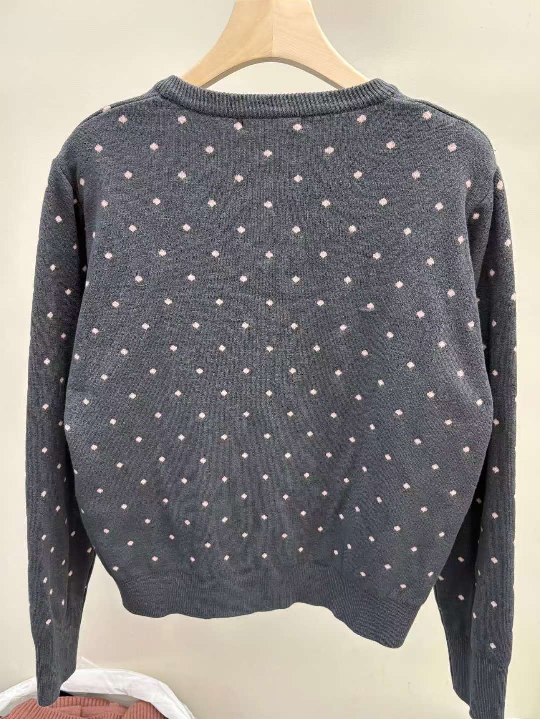 KNITPIA-니트피아-T東大門㊣實拍女裝新品真品熱賣針織衫TWELVE-OT針織衫