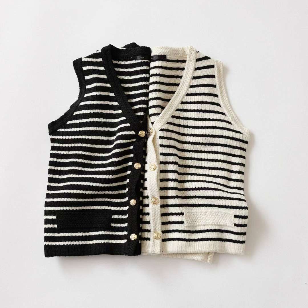 KNITPIA-니트피아-T韓國代購㊣女裝新品時尚真品熱賣馬甲TWELVE-OT馬甲