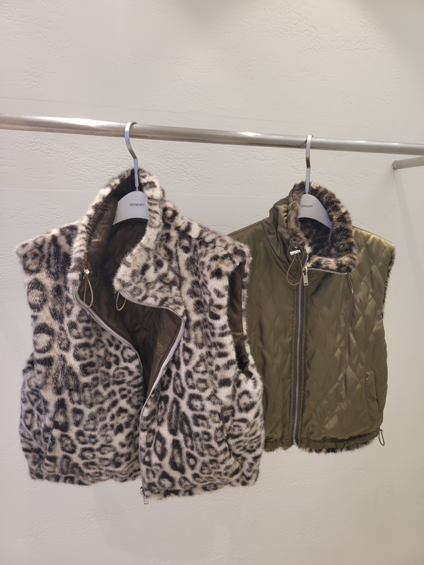 THE OTHER韓國直郵㊣女裝新款休閑25秋冬馬甲兩面穿毛皮雙面THE OTHER馬甲