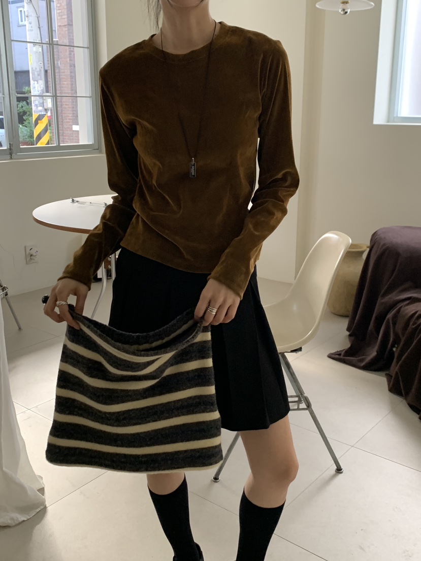 MORE THAN-P東大門㊣直郵女士新品25秋冬人氣休閑長袖T恤MORE THAN長袖T恤