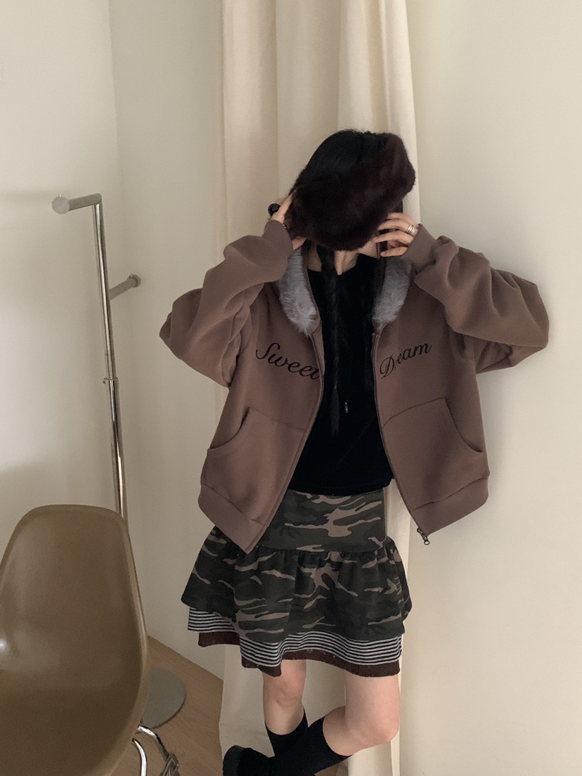 MORE THAN-P東大門㊣代購女士新品時尚職業人氣熱賣推薦短裙MORE THAN短裙