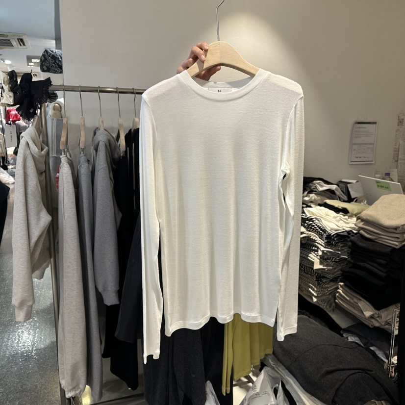 LIL東大門㊣實拍女士新款熱賣職業休閑真品推薦長袖T恤保暖LIL長袖T恤圖色1