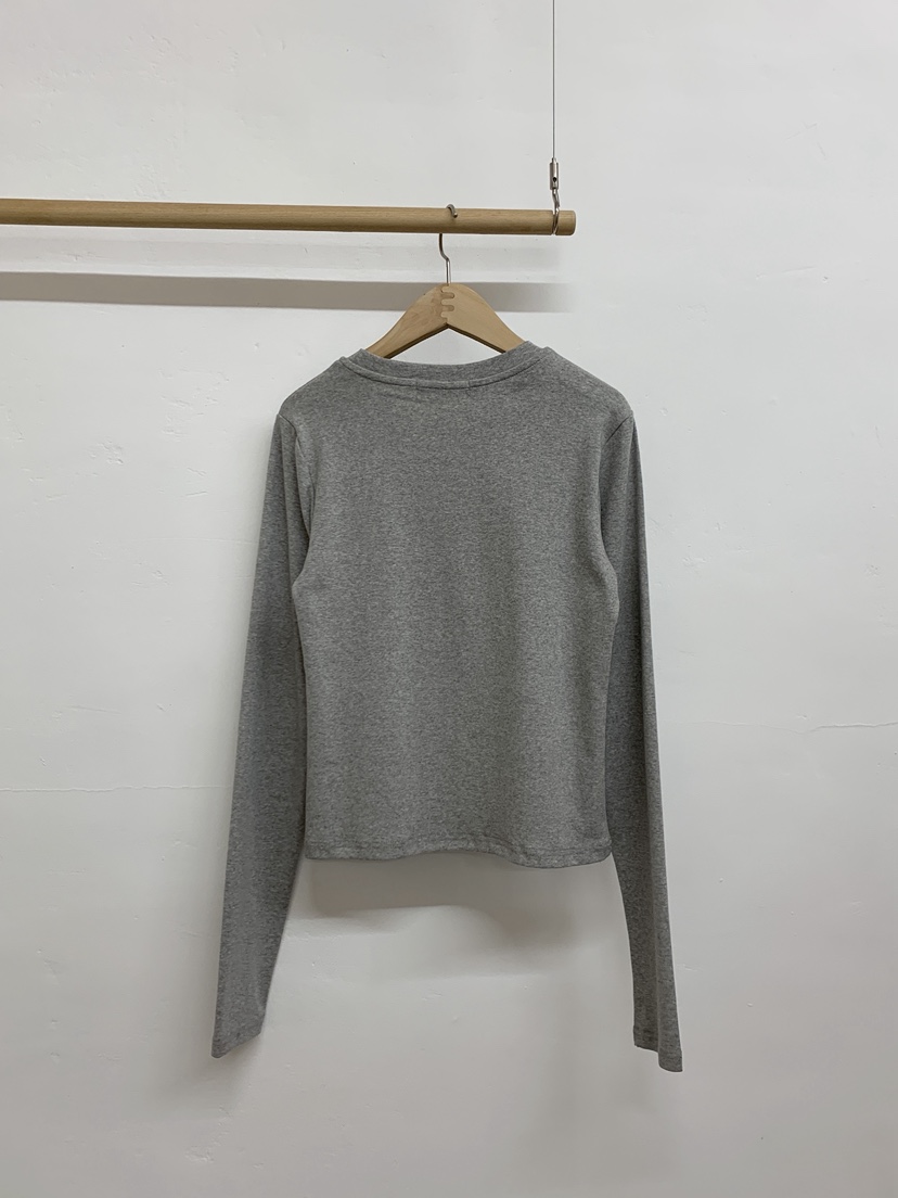 MORE THAN-P東大門㊣直郵女裝新款時尚真品人氣休閑長袖T恤MORE THAN長袖T恤