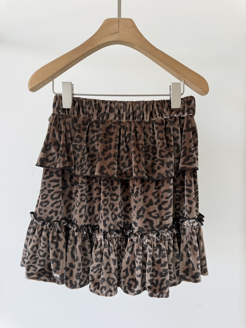 MUSHROOM-A韓國代購㊣女裝新品25秋冬熱賣時尚真品短裙天鵝絨MUSHROOM短裙