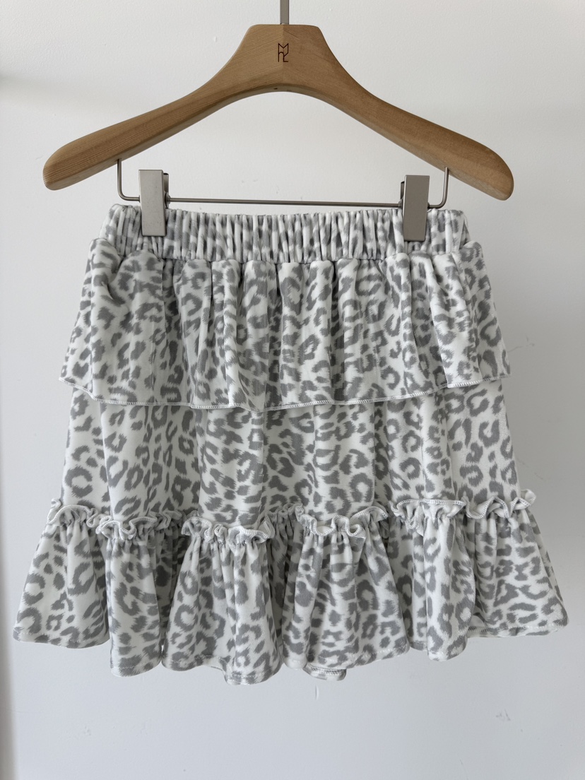 MUSHROOM-A韓國代購㊣女裝新品25秋冬熱賣時尚真品短裙天鵝絨MUSHROOM短裙圖色1