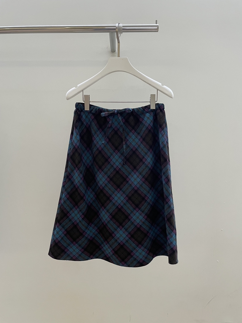 PEBBLE東大門㊣代購女裝新品人氣25秋冬職業時尚半身裙中短裙PEBBLE/LAYER半身裙/中短裙圖色1