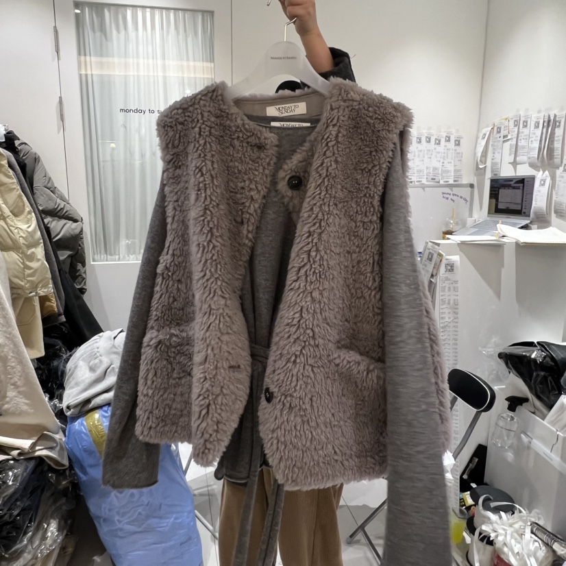 MONDAY TO SUNDAY韓國直郵㊣女裝新款職業馬甲不含內搭抓絨MONDAY TO SUNDAY馬甲圖色2