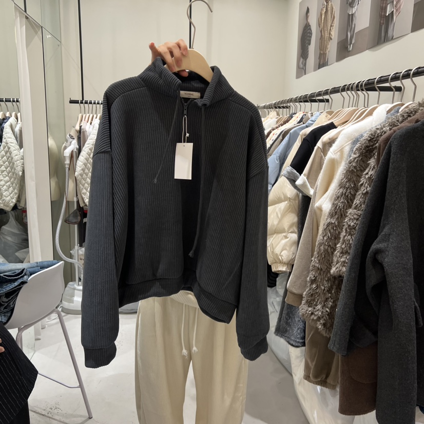 YUNBAL東大門㊣實拍女士新品人氣真品職業休閑熱賣衛衣加絨YUNBAL衛衣圖色2