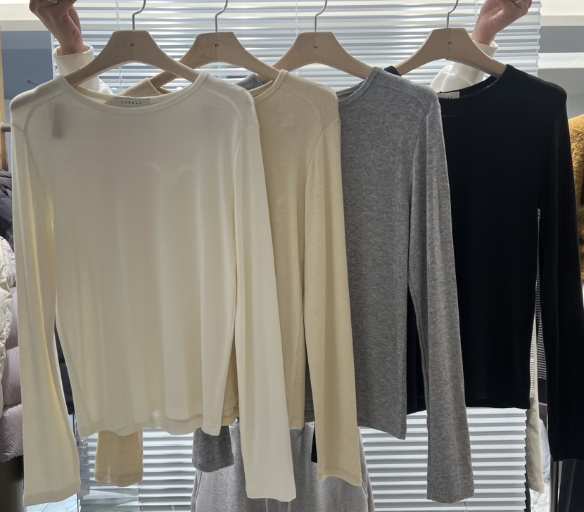 FF東大門㊣實拍女裝新款真品25秋冬時尚休閑職業人氣長袖T恤FF/SUNDAY長袖T恤