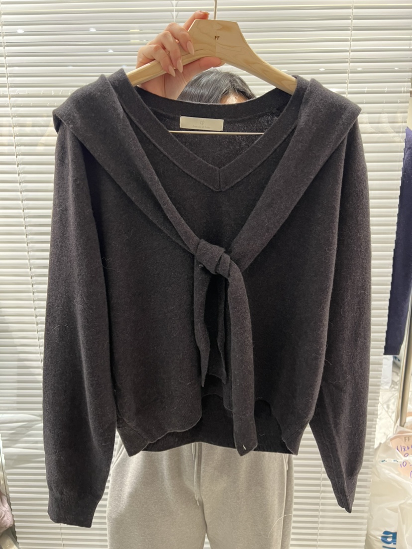 FF東大門㊣實拍女裝新品熱賣人氣真品休閑25秋冬針織衫V領披肩FF/SUNDAY針織衫圖色2