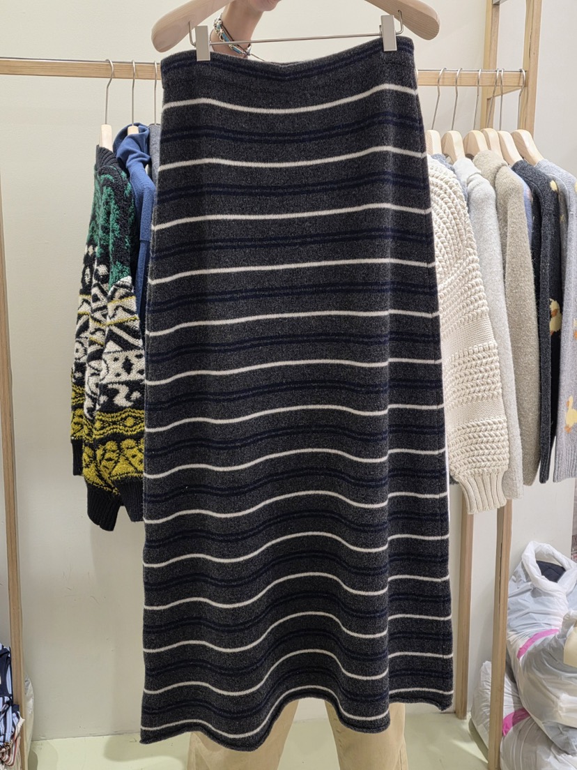 EUM東大門㊣實拍女士新品熱賣真品時尚職業推薦休閑人氣長裙EUM長裙