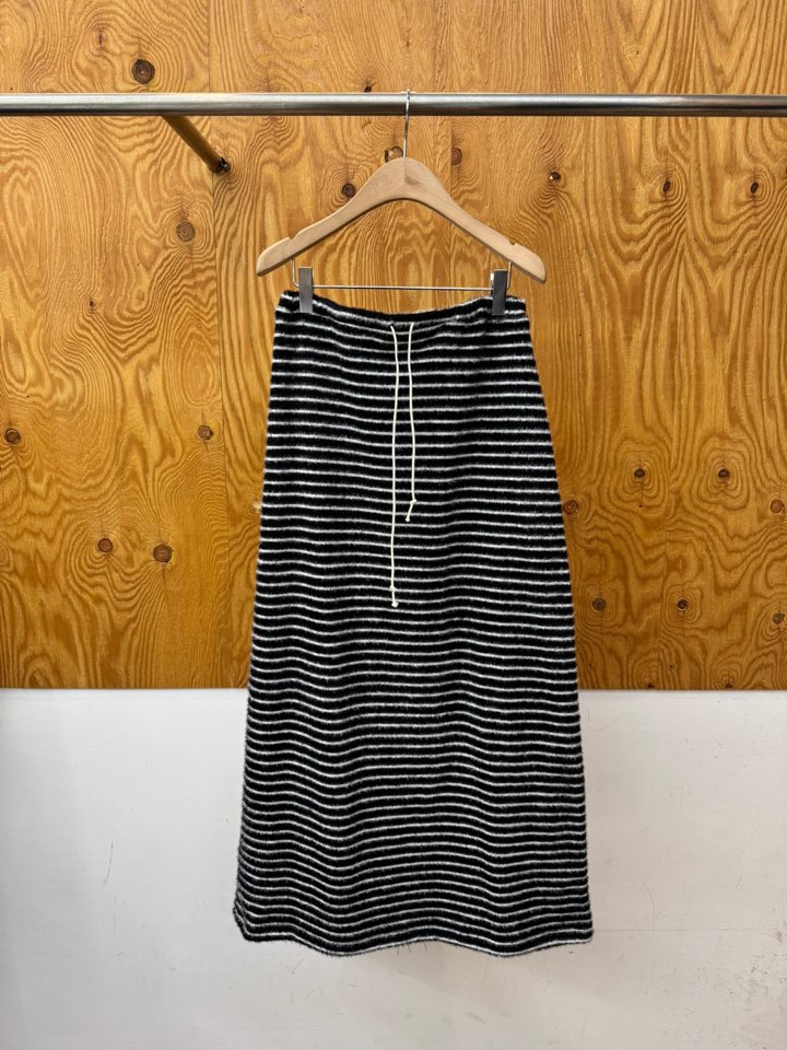 PROJECTVIEW東大門㊣代購女士新款熱賣時尚25秋冬長裙安哥拉PROJECTVIEW長裙圖色1