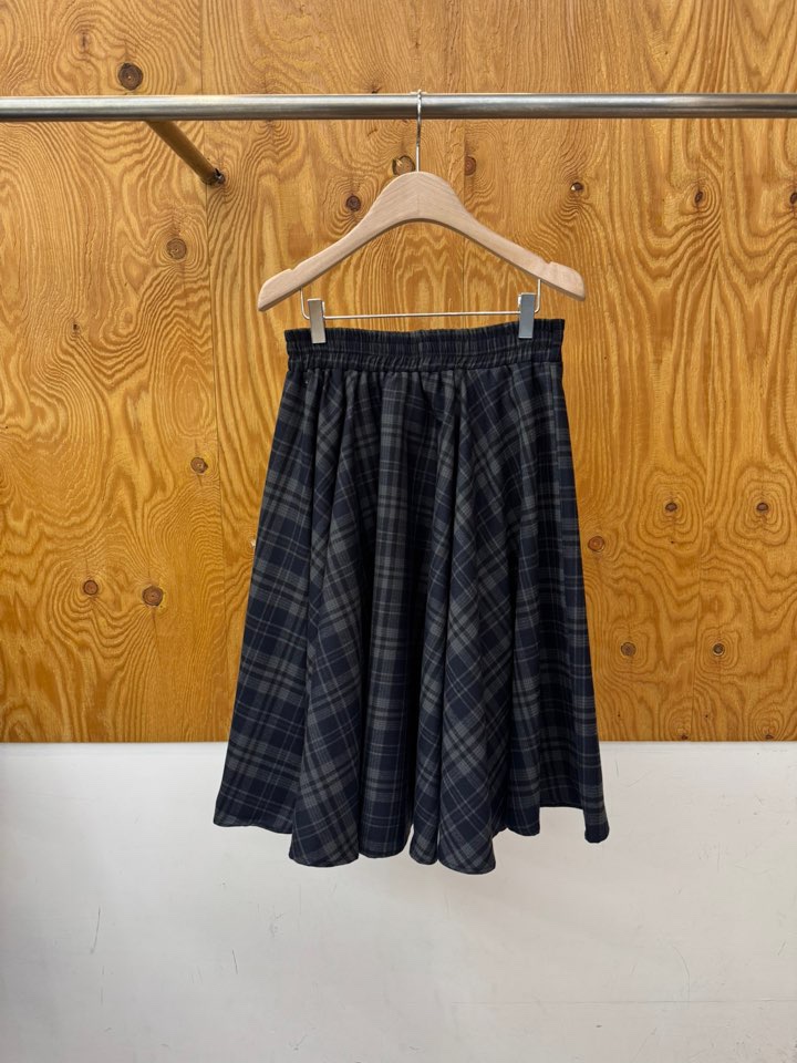 PROJECTVIEW韓國代購㊣女裝新品25秋冬熱賣推薦時尚人氣長裙PROJECTVIEW長裙圖色2