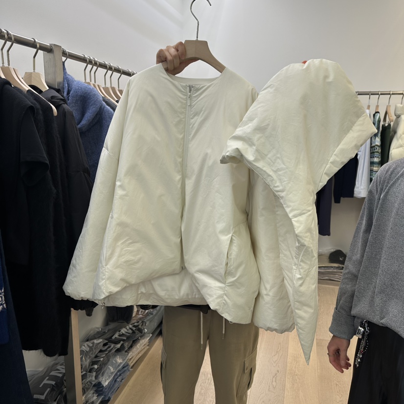 LTMS東大門㊣代購女裝新款熱賣真品短款羽絨服含帽子兜帽填充LTMS短款羽絨服