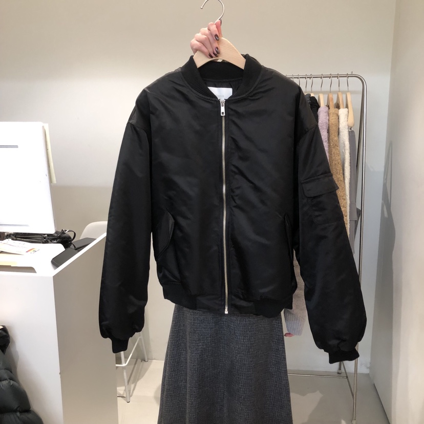 OUTRENE東大門㊣代購女裝新款真品25秋冬推薦職業人氣夾克保暖OUTRENE夾克圖色2