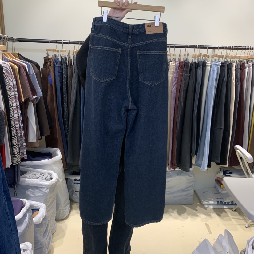 BUT韓國代購㊣女裝新品推薦人氣25秋冬牛仔褲水洗牛仔布不加絨button牛仔褲