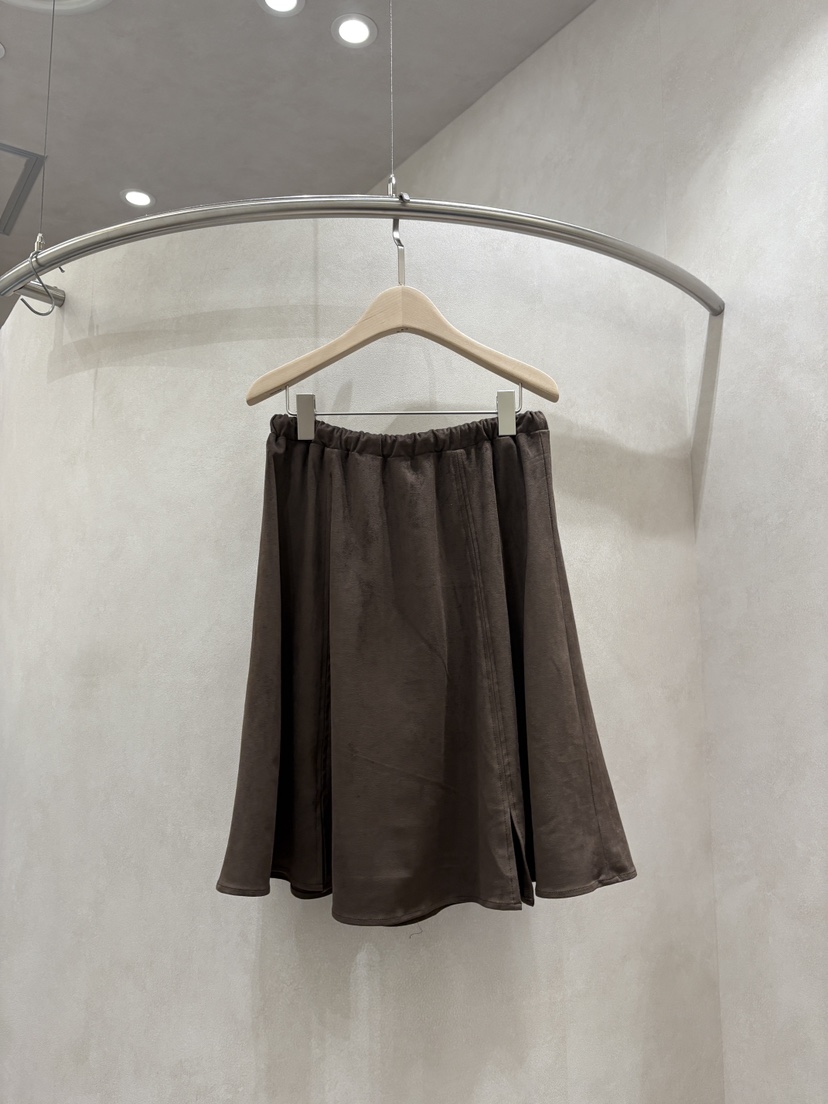 WHO IS SHE韓國直郵㊣女裝新品休閑人氣半身裙中短裙麂皮WHO IS SHE半身裙/中短裙