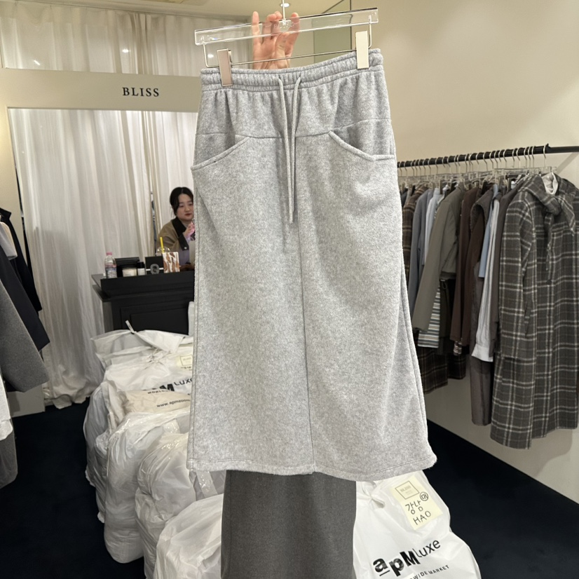 BLISS韓國代購㊣女裝新款25秋冬休閑時尚真品熱賣推薦人氣長裙BLISS長裙圖色1