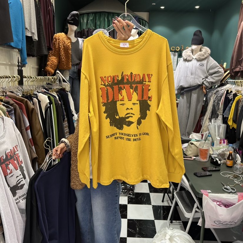 3COLOR東大門㊣實拍女裝新品熱賣長袖T恤Three color長袖T恤圖色2