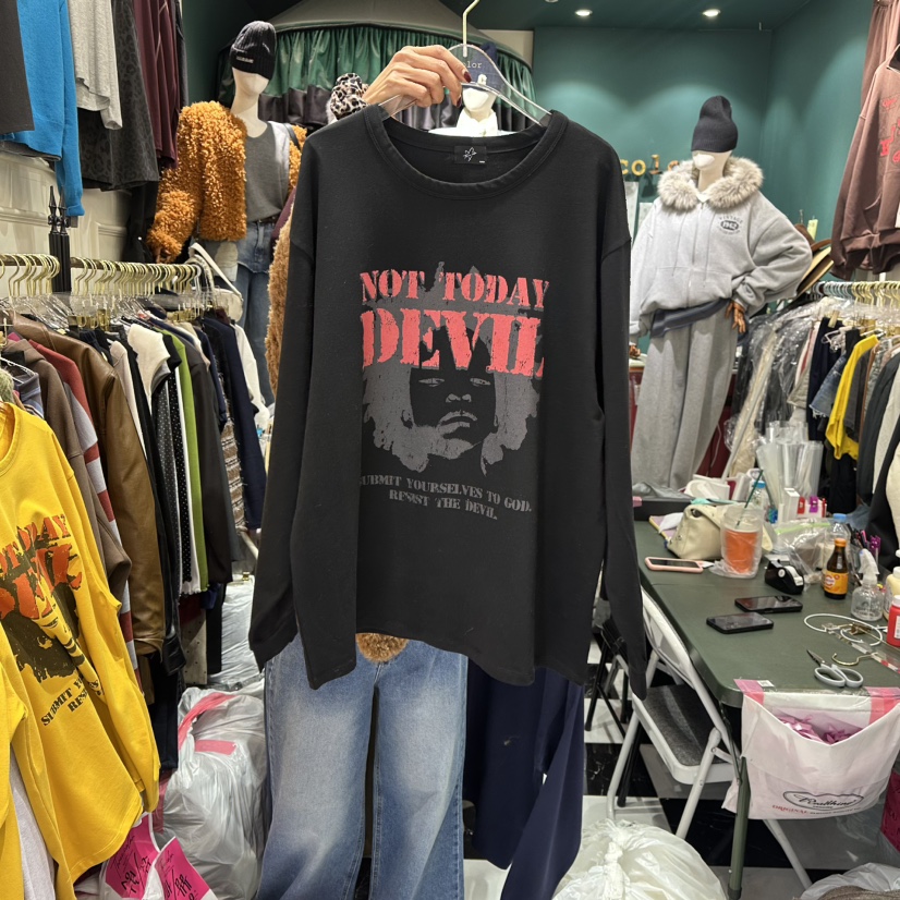 3COLOR東大門㊣實拍女裝新品熱賣長袖T恤Three color長袖T恤圖色4