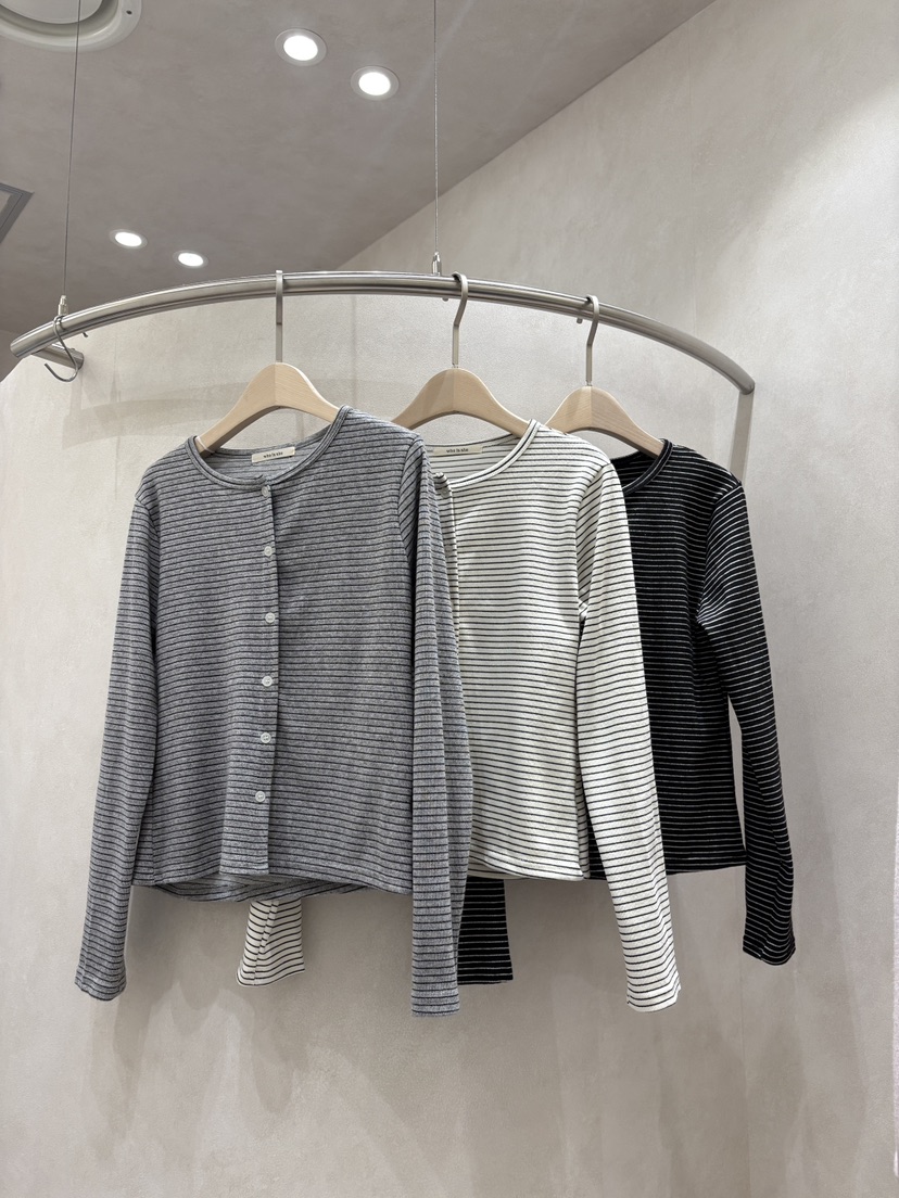 WHO IS SHE東大門㊣直郵女士新品時尚真品休閑熱賣套裝套裝WHO IS SHE套裝